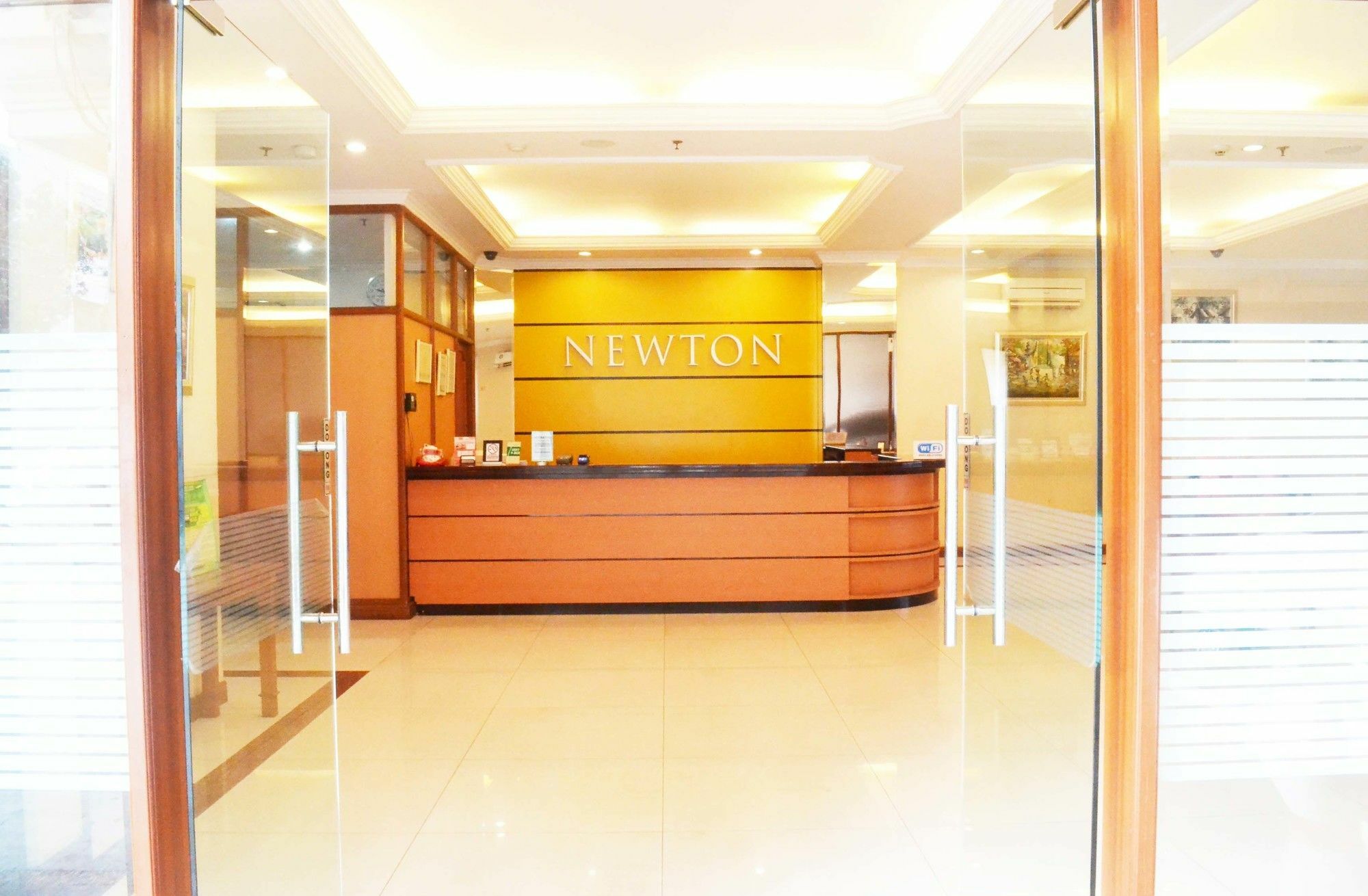 Newton Residence Джакарта Екстер'єр фото
